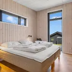 Heidie - 600m From The Sea By Interhome *