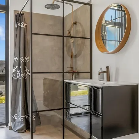 Heidie - 600m From The Sea By Interhome Sjolund