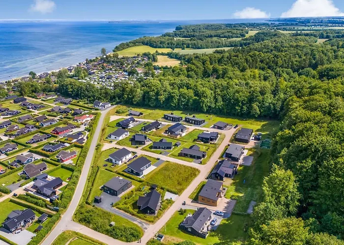 Heidie - 600m From The Sea By Interhome