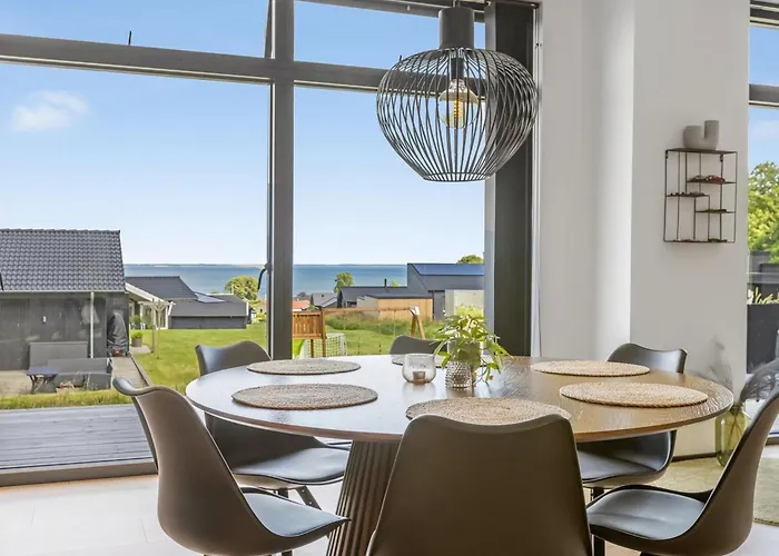 Heidie - 600m From The Sea By Interhome Sjolund