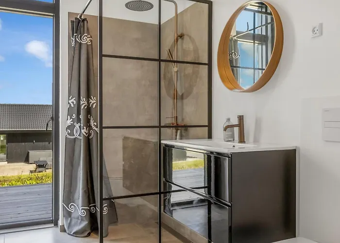 Heidie - 600m From The Sea By Interhome Sjolund