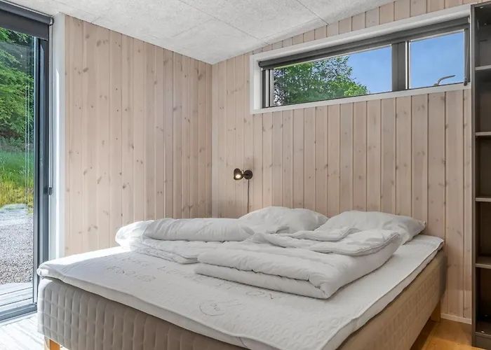 Heidie - 600m From The Sea By Interhome